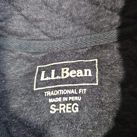 L.L. Bean Black Quilted Pullover - Picture 6 of 9